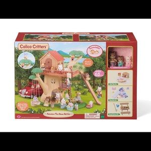 Calico Critters Adventure Tree House Gift Set